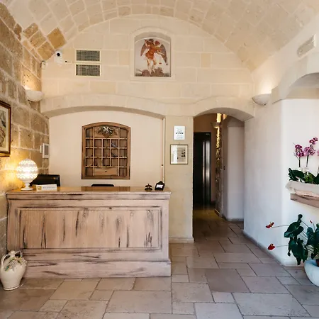 L'arcangelo - Boutique 3*