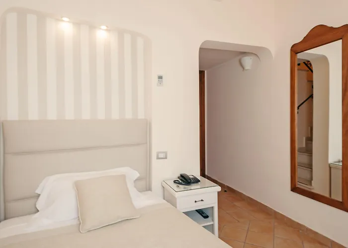 L'arcangelo - Boutique 3*